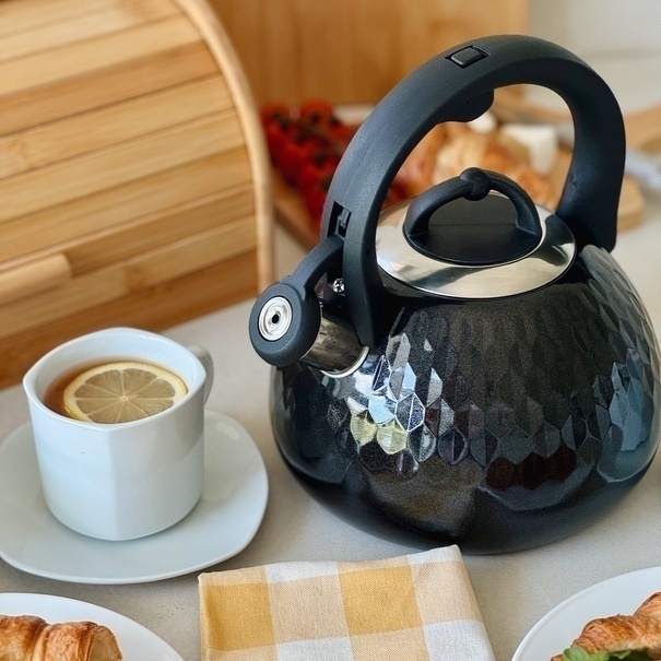 Czajnik na gaz i indukcję Konighoffer Malcolm 2,7 l czarny