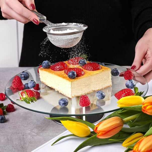 Patera szklana na n&oacute;żce Tadar Omena 30 cm okrągła