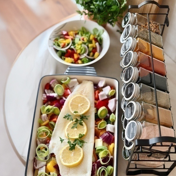 Stojak na przyprawy metalowy Tadar Sabores 24 przyprawniki