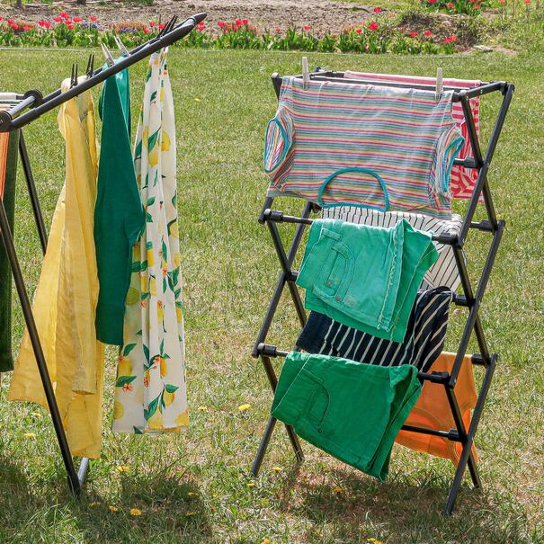 Suszarka na pranie pionowa teleskopowa Konighoffer Cortina 77.5 x 28 x 95 cm czarna