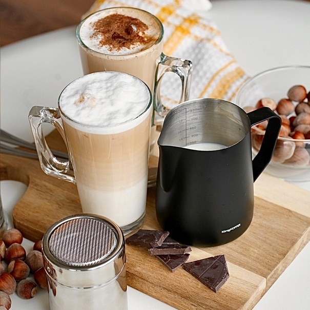 Dzbanek do spieniania mleka mlecznik Konighoffer Barista 600 ml czarny