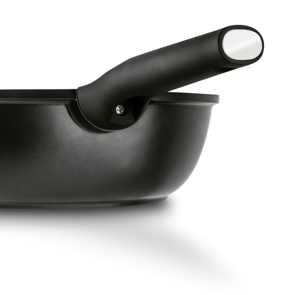 Patelnia WOK na indukcję z pokrywką Starke Pro Yasai 30 cm