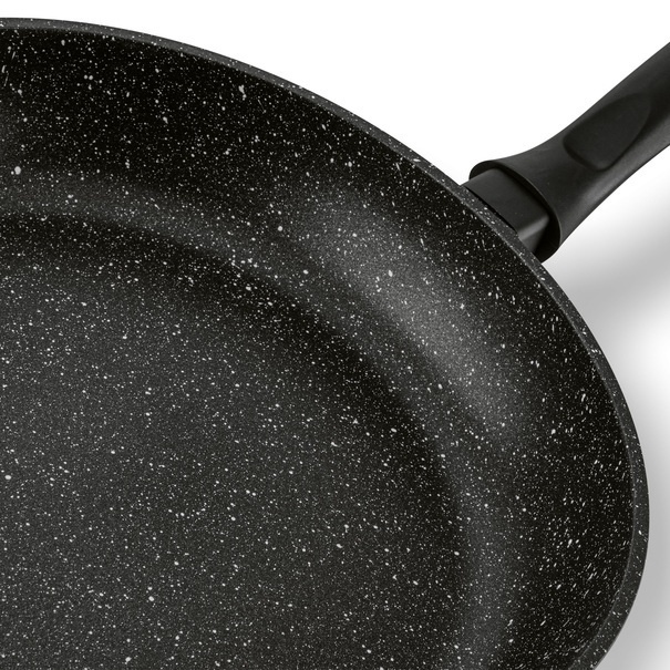 Zestaw garnk&oacute;w Konighoffer Pollo 8 element&oacute;w 3 przybory 2 nakładki i 2 podkładki