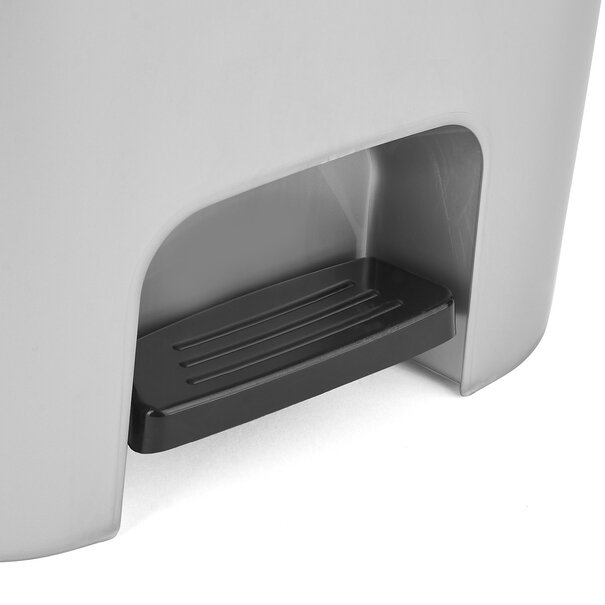 Kosz na śmieci z pedałem Plastic Forte Cube 7,5 l srebrny