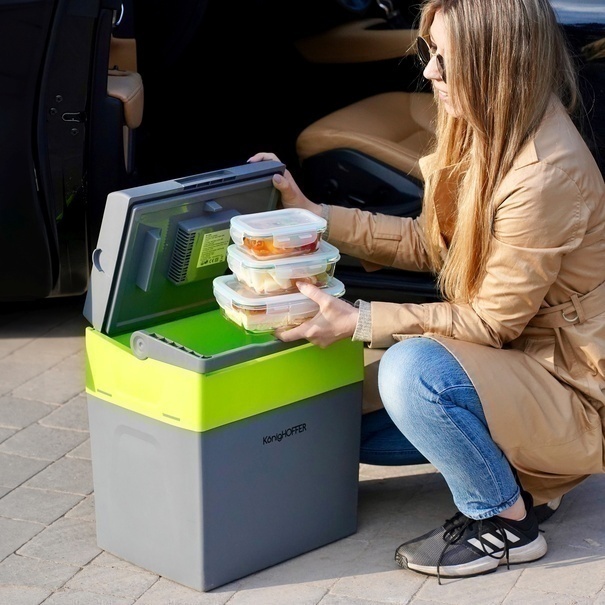 Lod&oacute;wka turystyczna elektryczna 12 V 230 V Konighoffer Frozen 30 l