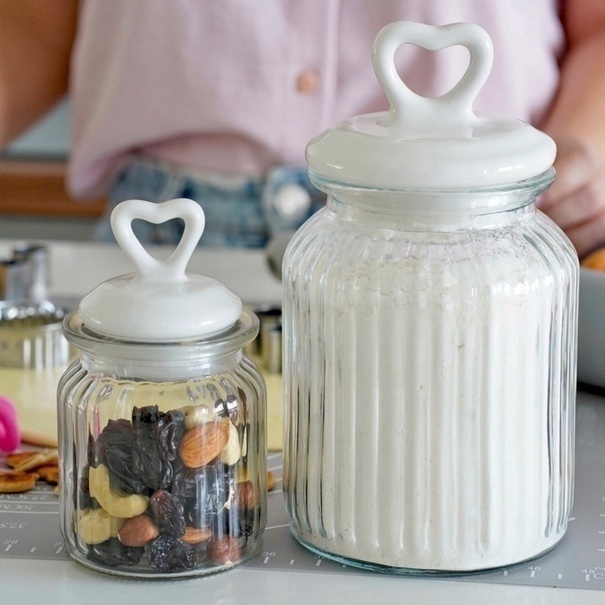 Słoik ozdobny z pokrywką ceramiczną Tadar Serce 290 ml okrągły
