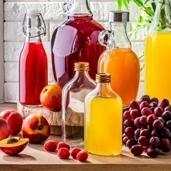 Butelka na nalewkę z metalową zakrętką Tadar 250 ml