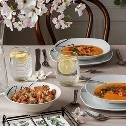 Komplet szklanek Tadar Olga 400 ml 6 sztuk i 6 łyżeczek nierdzewnych
