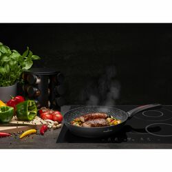 Patelnia granitowa Starke Pro Piccante 23,5 cm indukcja