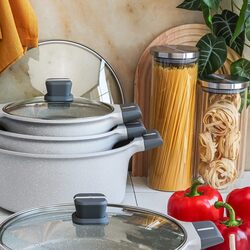 Pojemnik szklany z pokrywką na produkty sypkie Tadar Kimi 1300 ml