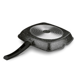 Patelnia grillowa non-stick Starke Pro Chelsea 28 cm kwadratowa z przekładką filcową