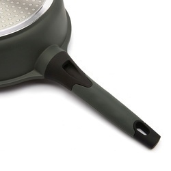 Patelnia na indukcję marmurowa z pokrywką Starke Pro Viridi 24 cm głęboka