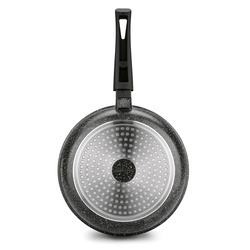 Patelnia non-stick Starke Pro Chelsea 24 cm i podkładka