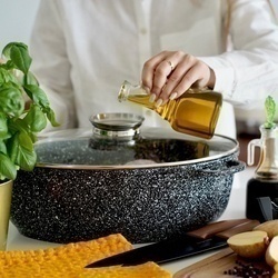 Brytfanna ceramiczna owalna Konighoffer Kingstone 8 l na indukcję