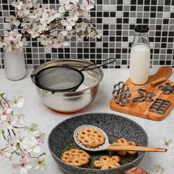 Sitko kuchenne z rączką Konighoffer Dark 16 cm czarne