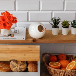 Pojemnik kuchenny z drewnianą łyżeczką Konighoffer Ceramic biały