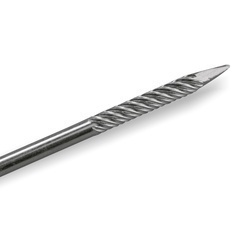 Śledzie do namiotu wkręcane z pokrowcem Tadar 31 cm 10 sztuk