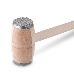 Tłuczek do mięsa drewniany z metalowymi nakładkami Bochenek