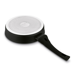Patelnia indukcyjna non-stick Starke Pro Dante 20 cm